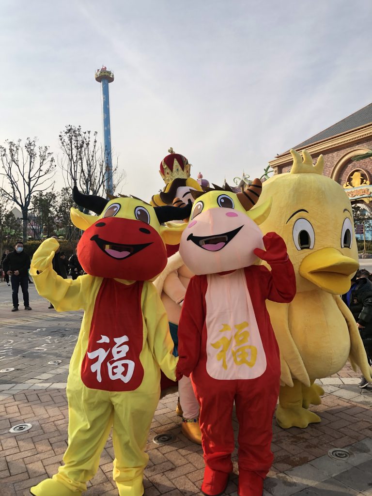 Fairy tales and dreams in the year of the ox and cute pet fun Festival